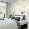 Farm Living elegáns finom akvarell hatású bézs-zöld színű virágszirmos tapéta 709070