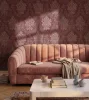 Modern klasszikus ornamentika, bordó-arany, fémes hatású, textilmintás vlies tapéta  79228-1  TheTrendSpectrum tapéta kollekció
