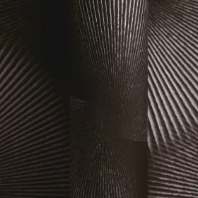   Fekete alapon ezüst, fémesen csillogó, geometrikus vlies tapéta 79252-3  TheTrendSpectrum tapéta kollekció