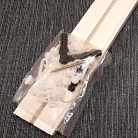 1 soros mennyezeti karnissín garnitúra tartozékokkal