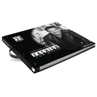 Fashion for Walls 3. 2024. Kifutó